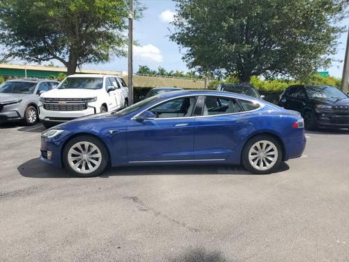 2021 Tesla Model S Long Range