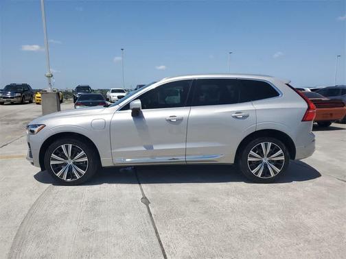 2022 Volvo XC60 Recharge Plug-In Hybrid INSCRIPTION