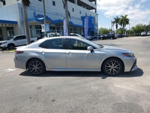 2023 Toyota Camry SE Nightshade