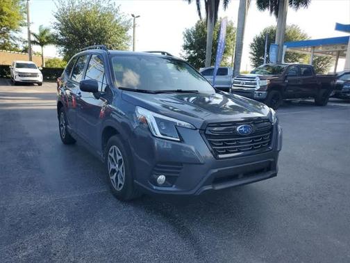 2023 Subaru Forester Premium