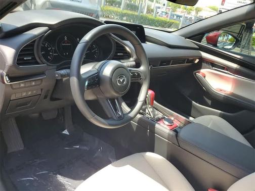 2024 Mazda Mazda3 FWD w/Preferred Package
