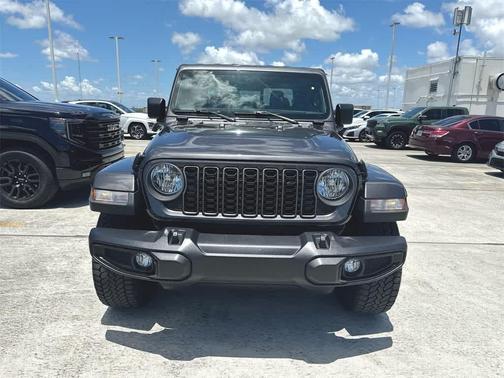 2024 Jeep Gladiator Sport
