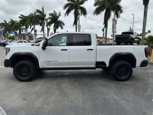 2024 GMC Sierra 2500 AT4X