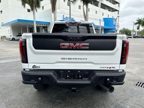 2024 GMC Sierra 2500 AT4X