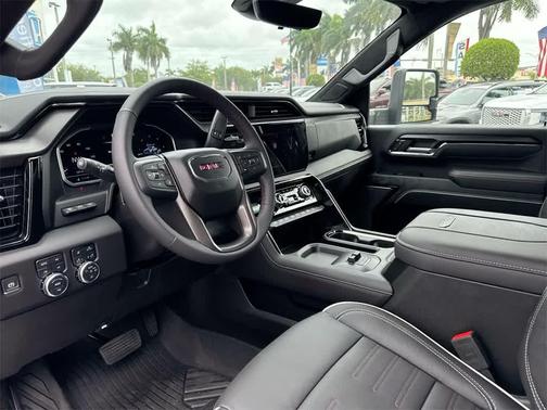 2024 GMC Sierra 2500 AT4X