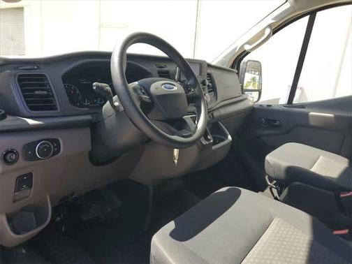 2024 Ford Transit-250