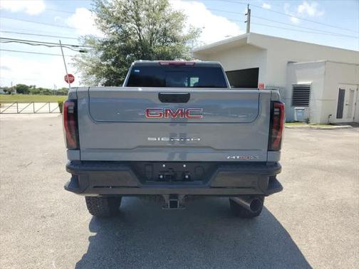 2025 GMC Sierra 2500 AT4X