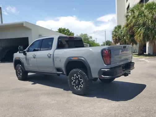 2025 GMC Sierra 2500 AT4X