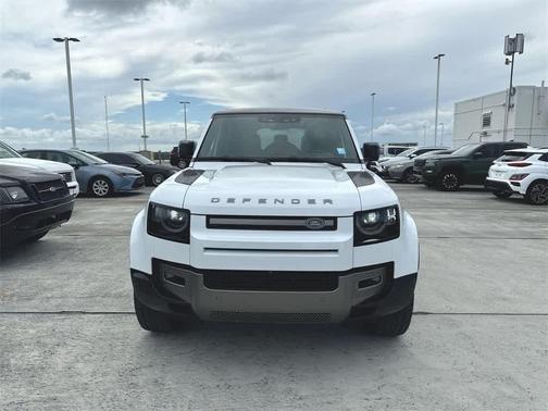 2024 Land Rover Defender 110 X-Dynamic SE