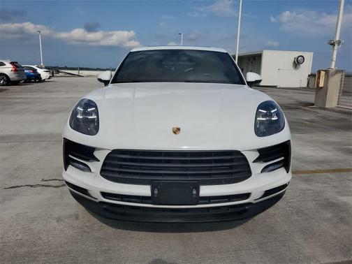 2020 Porsche Macan Base