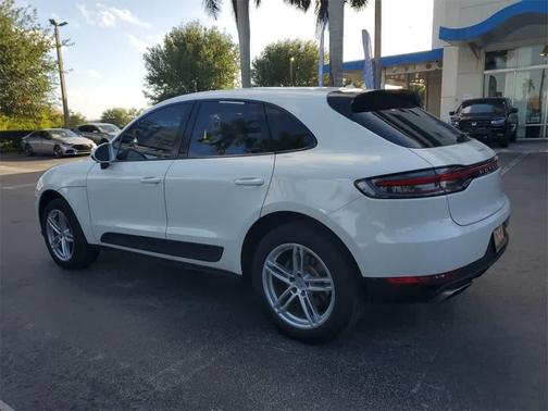 2020 Porsche Macan Base