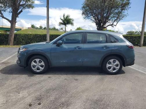 2025 Honda HR-V LX