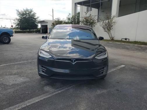 2020 Tesla Model X Long Range