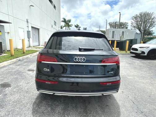 2023 Audi Q5 40 Premium