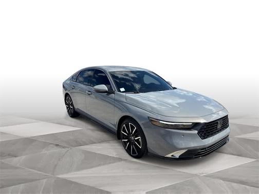 2025 Honda Accord Hybrid 