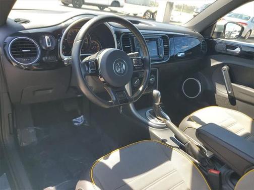 2017 Volkswagen Beetle 1.8T Dune