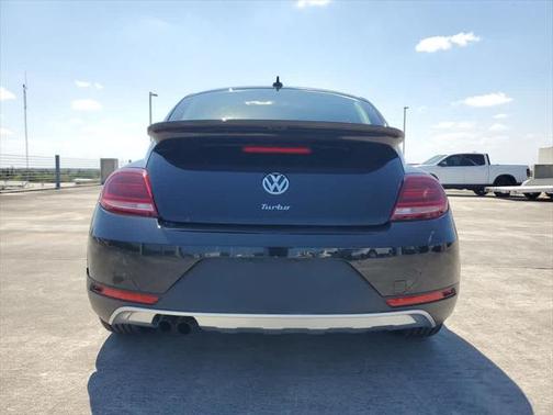 2017 Volkswagen Beetle 1.8T Dune
