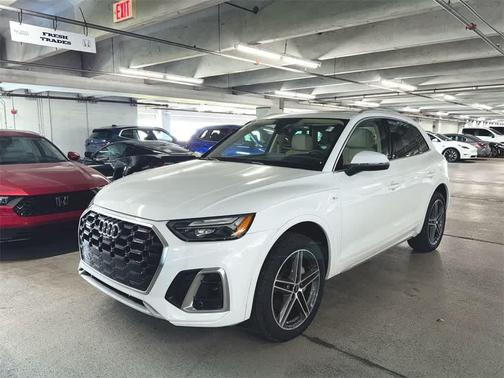 2023 Audi Q5 e 55 S line quattro Premium