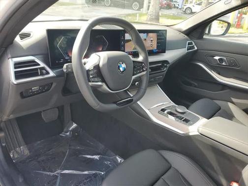 2025 BMW 330 i