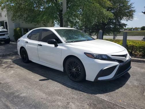 2021 Toyota Camry SE Nightshade
