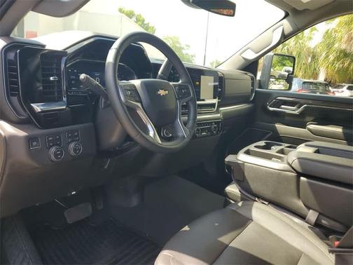 2024 Chevrolet Silverado 2500 LTZ