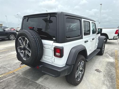 2025 Jeep Wrangler 4xe Sport