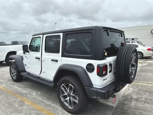2025 Jeep Wrangler 4xe Sport