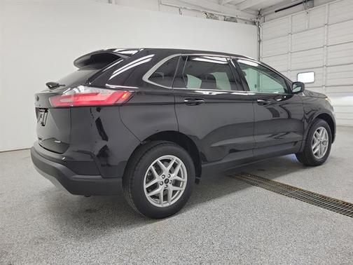 AGATE BLACK METALLIC 2024 Ford Edge SEL