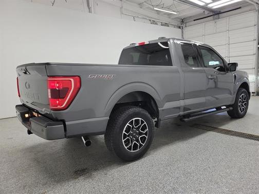 CARBONIZED GRAY METALLIC 2023 Ford F-150 XLT