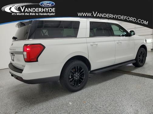 2024 Ford Expedition XLT