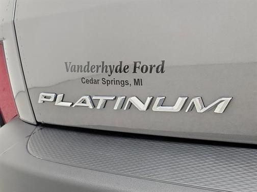 2025 Ford Escape PLATINUM
