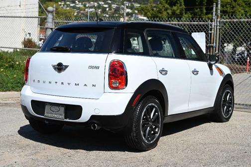 2015 MINI Countryman Cooper