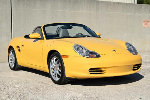 2004 Porsche Boxster Base (M5)