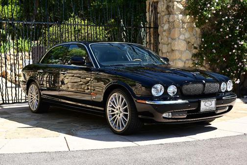 2004 Jaguar XJR XJR