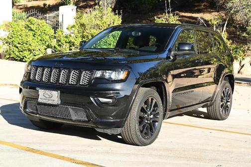2019 Jeep Grand Cherokee Altitude