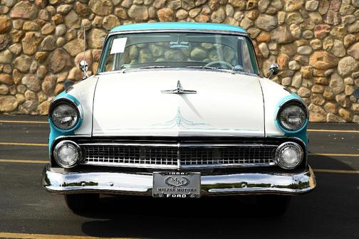 1955 Ford Crown Victoria