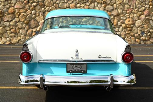 1955 Ford Crown Victoria