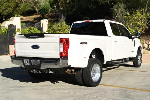2017 Ford F-450 Lariat