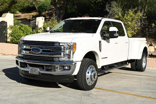 2017 Ford F-450 Lariat