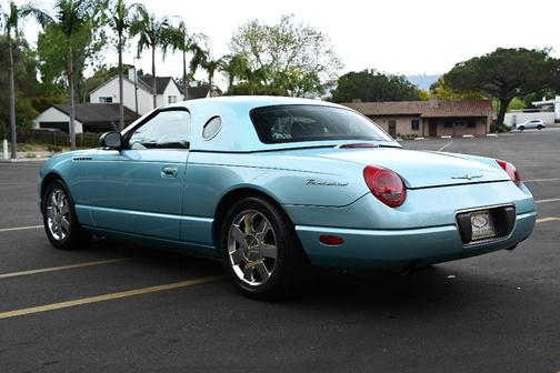 2002 Ford Thunderbird
