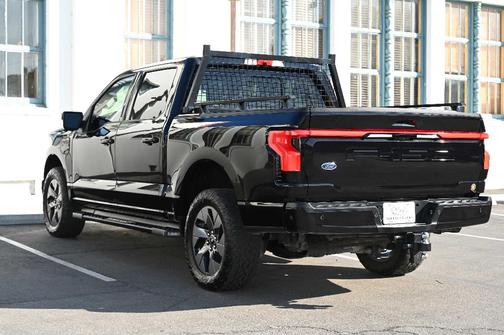 2022 Ford F-150 Lightning LARIAT