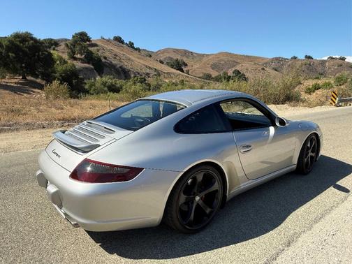 2005 Porsche 911 Carrera
