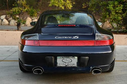 2003 Porsche 911 Carrera 4S