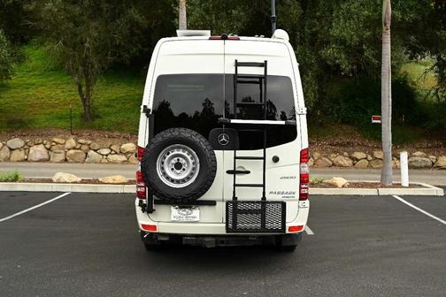 2017 Mercedes-Benz Sprinter 2500 ROOF W/144 WB