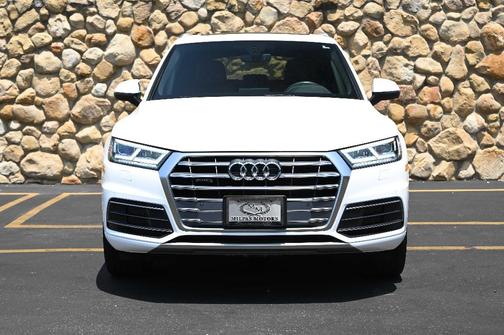 2019 Audi Q5 2.0T Premium Plus