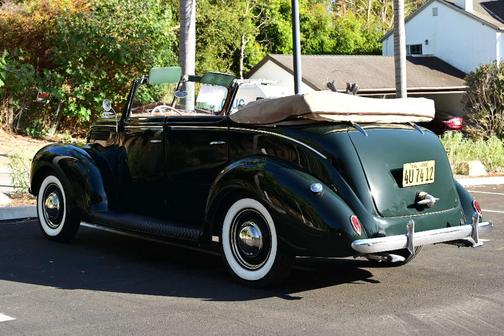 1938 Ford Deluxe N/A