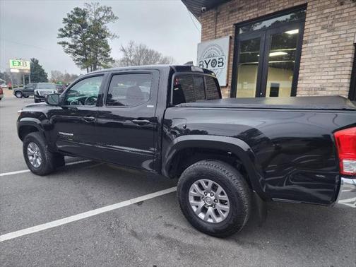 2017 Toyota Tacoma SR5