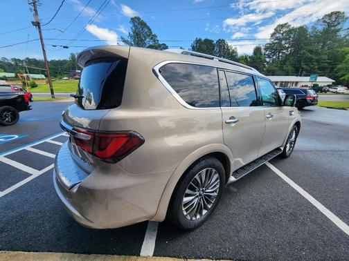 2018 INFINITI QX80 Base