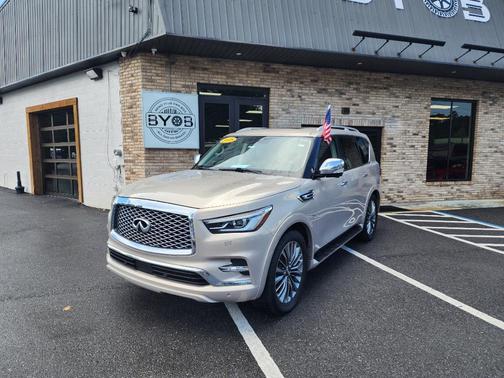 2018 INFINITI QX80 Base