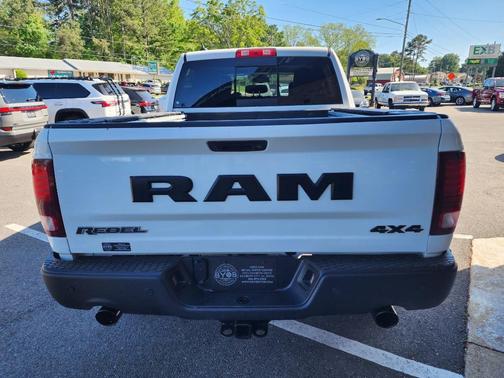 Bright White Clearcoat 2018 RAM 1500 Rebel